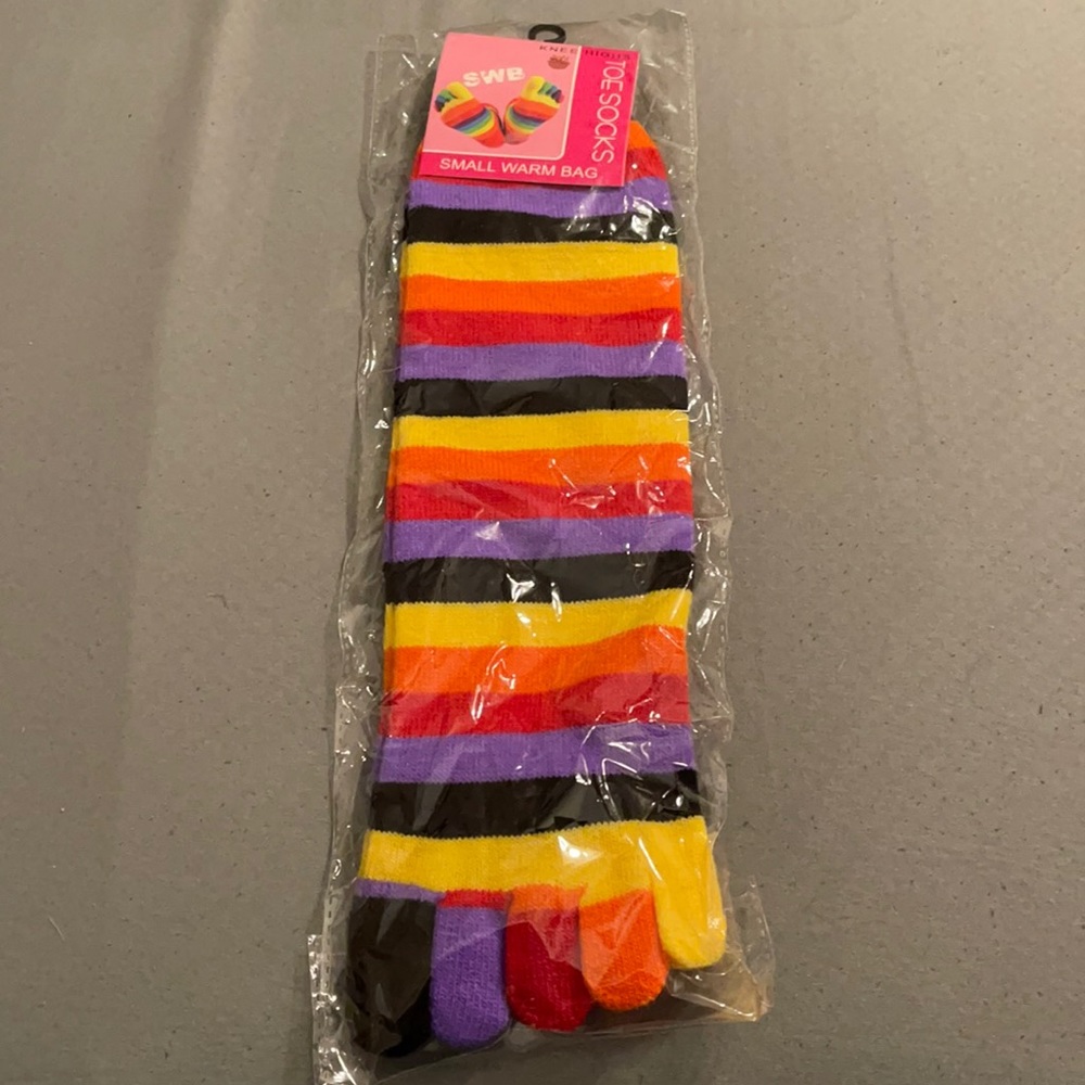 Multi-color toe socks